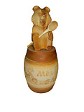 Бочонок 0.5 л. с медведем на крышке, вырезанным вручную 